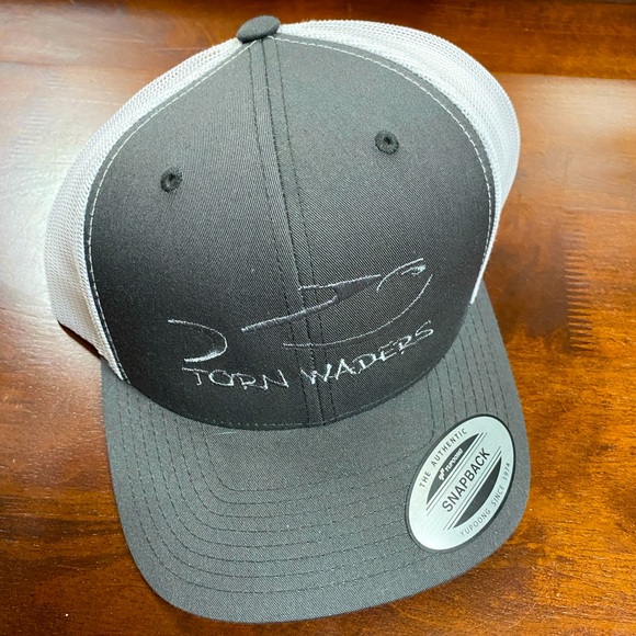 Torn Waders Fly Fishing Snap Back - Picture 2 of 5